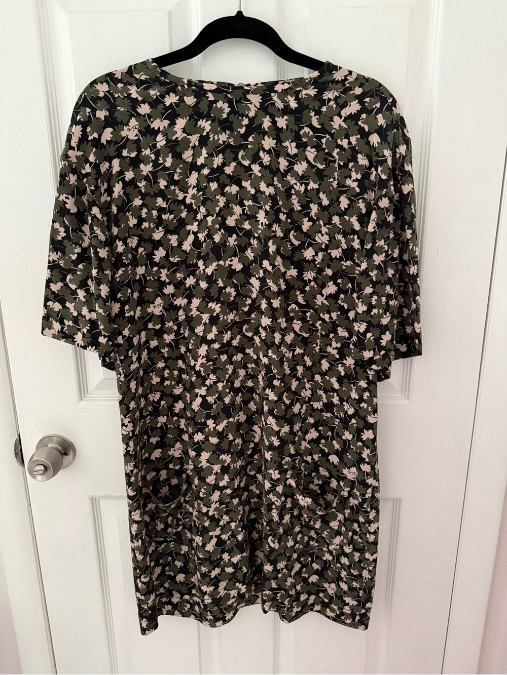 Equipment Femme Green Floral Silk Short Sleeve Dress Size Large
